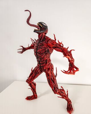 Hot Toys Carnage Deluxe 1/6 Scale Figure