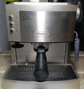 Cafetera DeLonghi brazo
