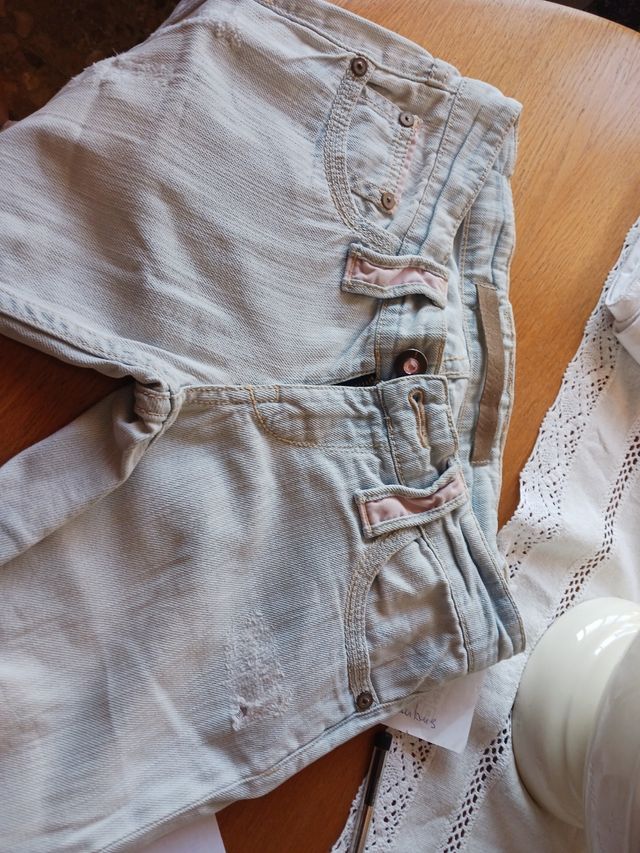 Pantaloni in denim invecchiato taglia 32