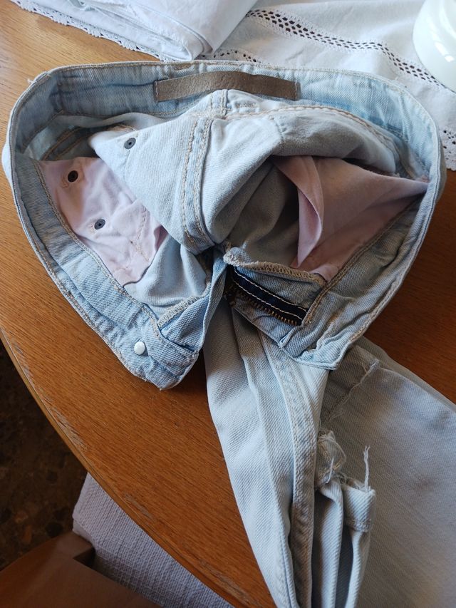 Pantaloni in denim invecchiato taglia 32