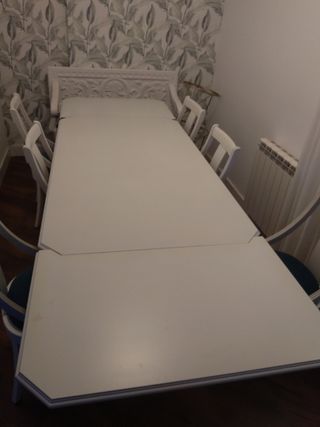 Mesa de comedor extensible de madera