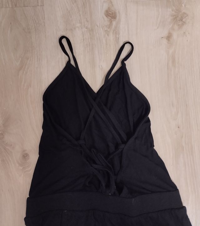 Mono largo negro de verano