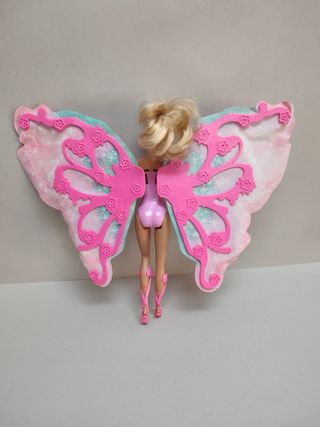 Muñeca Barbie Hada Alas Mágicas