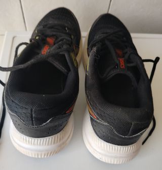 Scarpe running gel Asics nere,