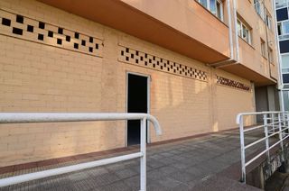 Local comercial en alquiler en Carral