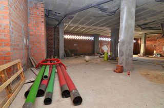 Local comercial en alquiler en Carral