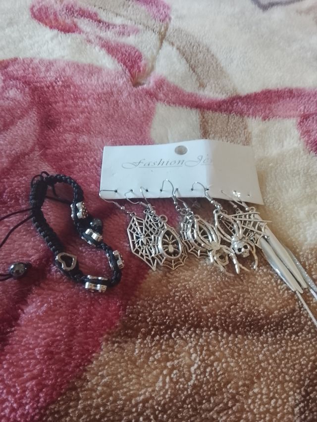 Conjunto de bisutería de araña y telaraña