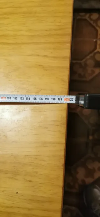 Mesa de cocina de madera