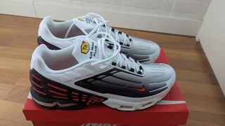 Nike Air Max Plus III Gris Naranja