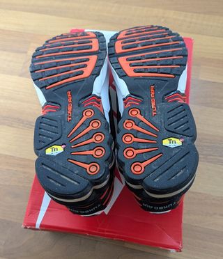 Nike Air Max Plus III Gris Naranja