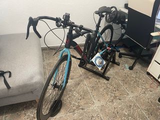 Bicicleta Helliot con rodillo