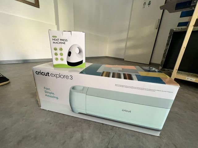 Cricut Explore 3 + Mini Heat Press