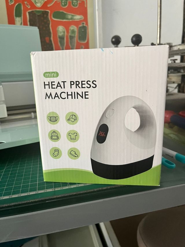 Cricut Explore 3 + Mini Heat Press