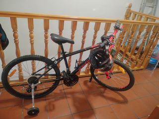 Bicicleta B-Twin RockRider 500