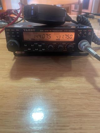 Yaesu FT-5200 Dual Band Transceptor