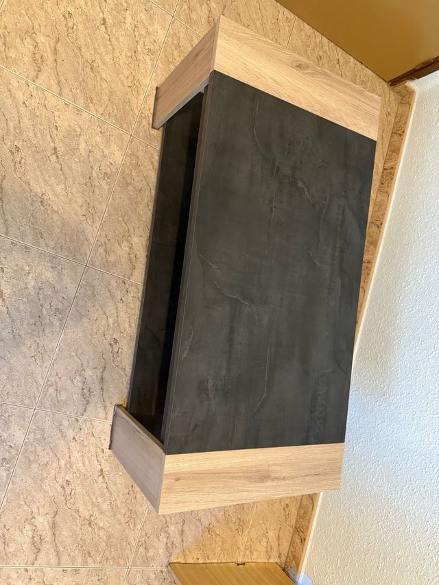 Mesa de salón moderna