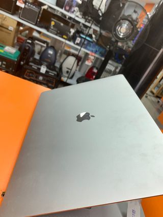 MacBook Pro 16 2019 i7 16GB RAM Plata 500 GB ROM
