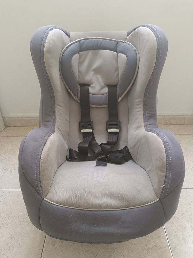 Silla de coche 9-18 kg