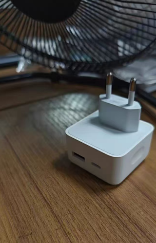 Cargador Apple 35W USB-A+C Blanco