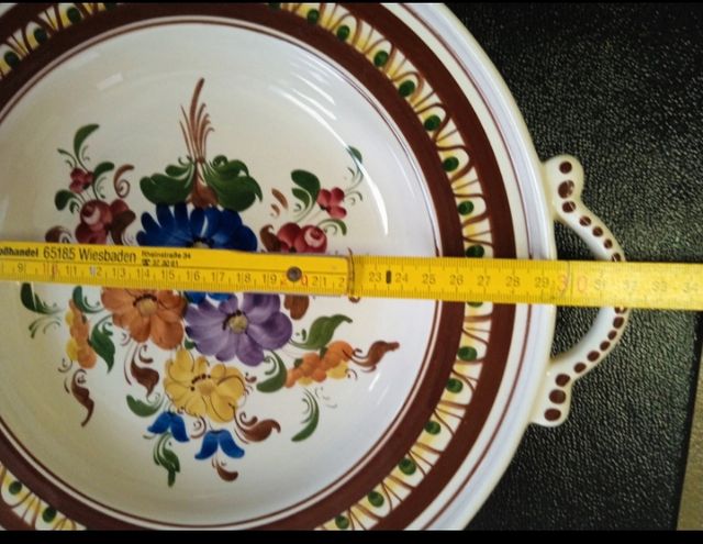 Precioso plato fuente pintado a mano Austria