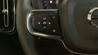 Volvo XC40 B3 BLACK EDITION PLUS 2025 KM0!