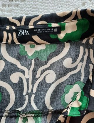 Vestido Zara estampado floral verde