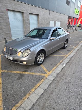 Mercedes-Benz Clase E 2004