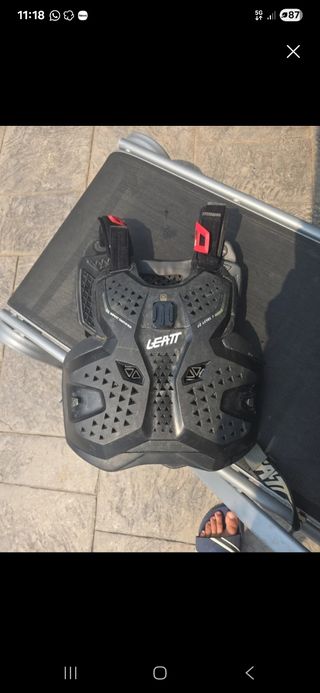 Protector corporal Leatt moto CE Nivel 1