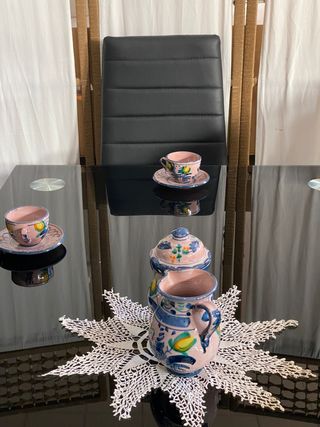 Mesa Negra con 6 o 4 Sillas