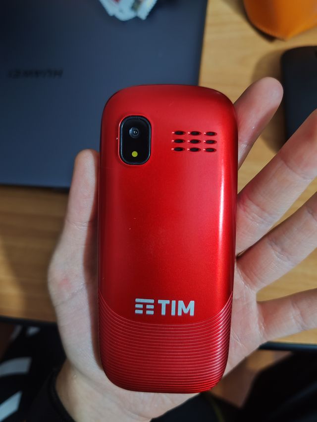 Cellulare TIM Easy 4G Rosso