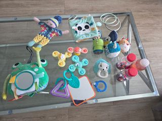 Lote de juguetes para bebé