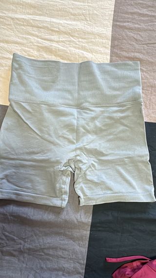 Ropa deportiva de alta calidad 5€por malla