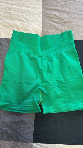 Ropa deportiva de alta calidad 5€por malla