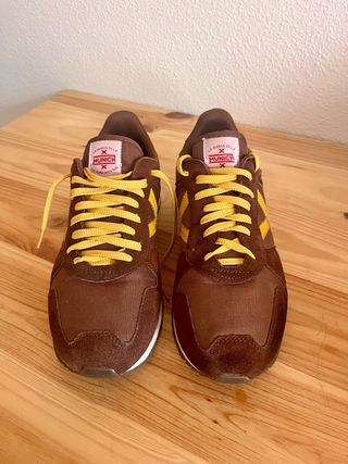Zapatillas Munich Marrones y Amarillas