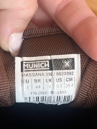 Zapatillas Munich Marrones y Amarillas