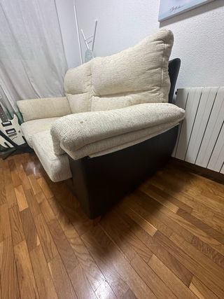 Sofá 2 plazas beige y marrón