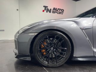 NISSAN GT-R 3.8G V6 Black Edition