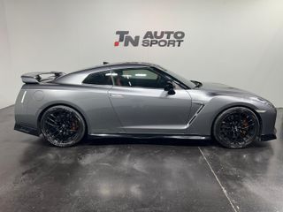 NISSAN GT-R 3.8G V6 Black Edition