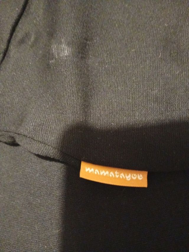 Falda Mamatayoe negra con flores