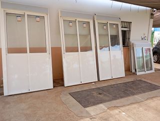 Ventanas y puertas correderas aluminio blanco