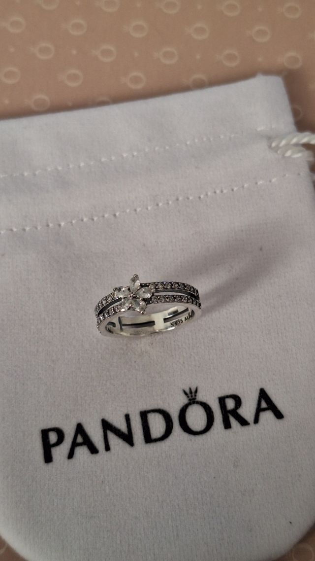 Anillo Pandora Talla 54 Flor Circonitas
