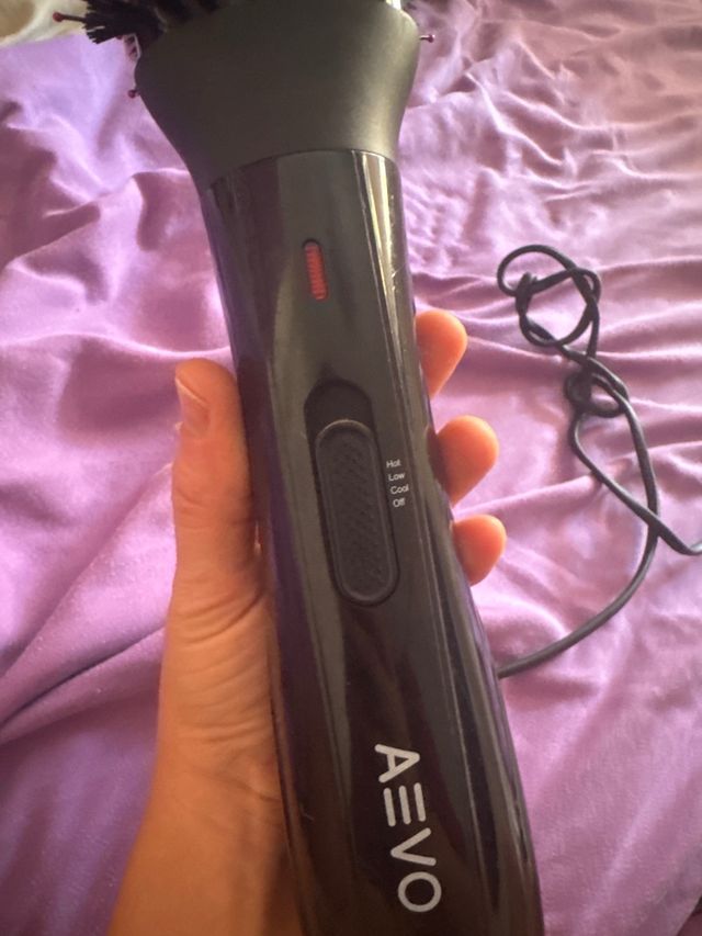 Cepillo Secador AEVO 2 en 1