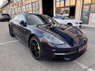 Porsche Panamera 4 E-Hybrid 2019