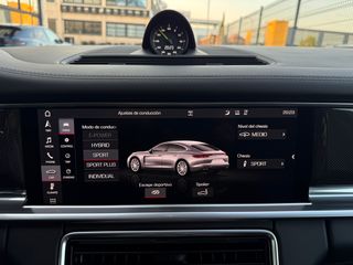 Porsche Panamera 4 E-Hybrid 2019