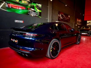 Porsche Panamera 4 E-Hybrid 2019