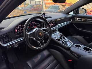 Porsche Panamera 4 E-Hybrid 2019