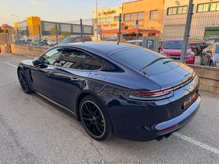 Porsche Panamera 4 E-Hybrid 2019