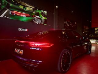 Porsche Panamera 4 E-Hybrid 2019