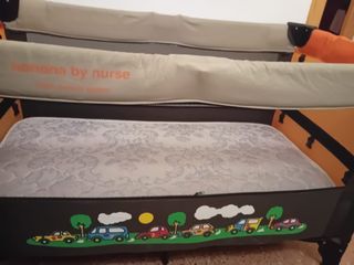 Cuna de viaje plegable