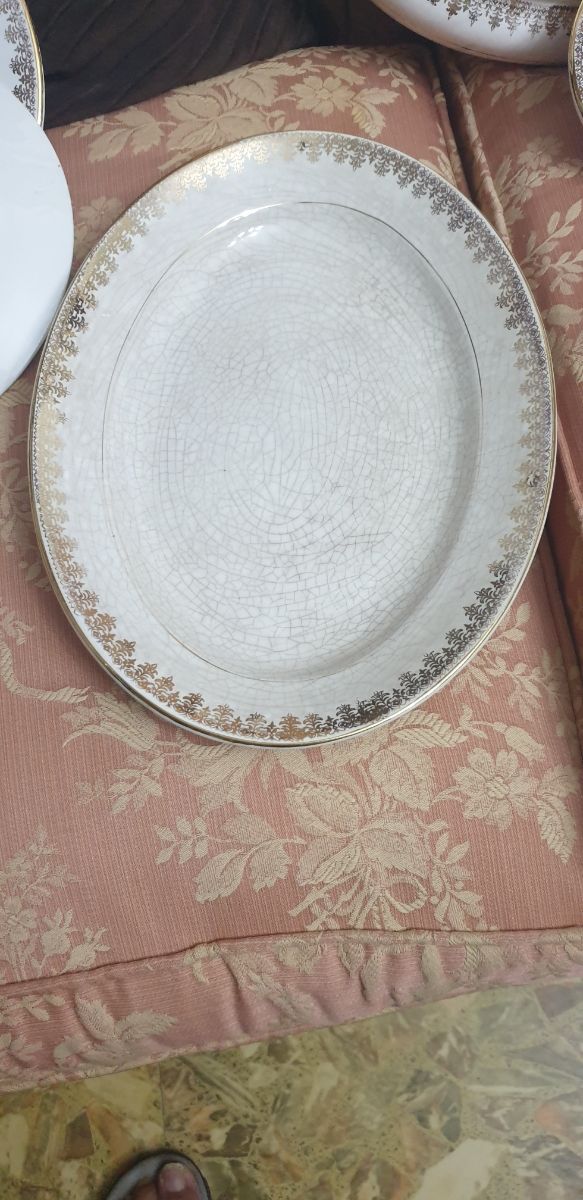 Vajilla La Cartuja de Sevilla Incompleta